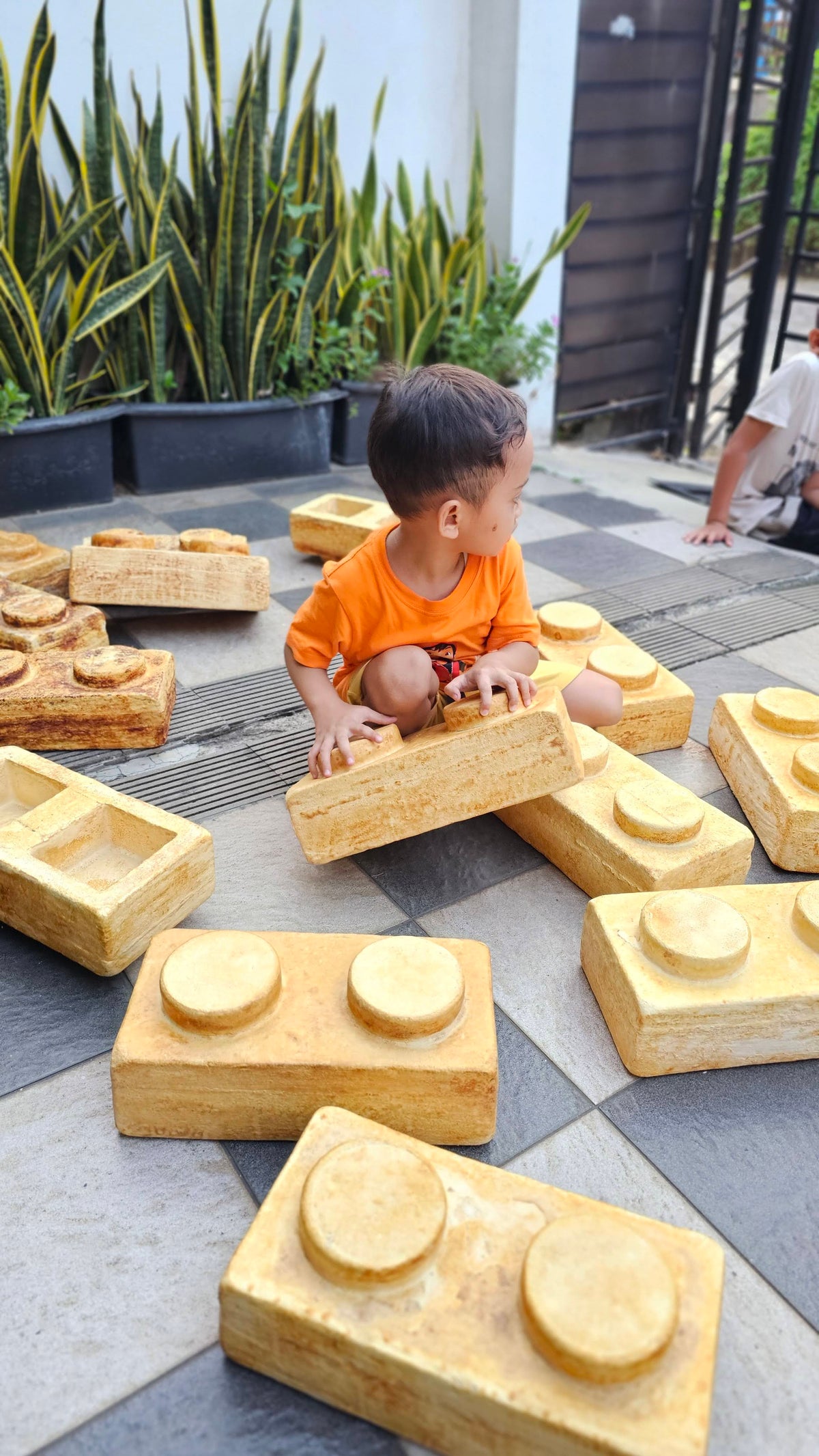 BLX Planter Toys – MYCL Composite